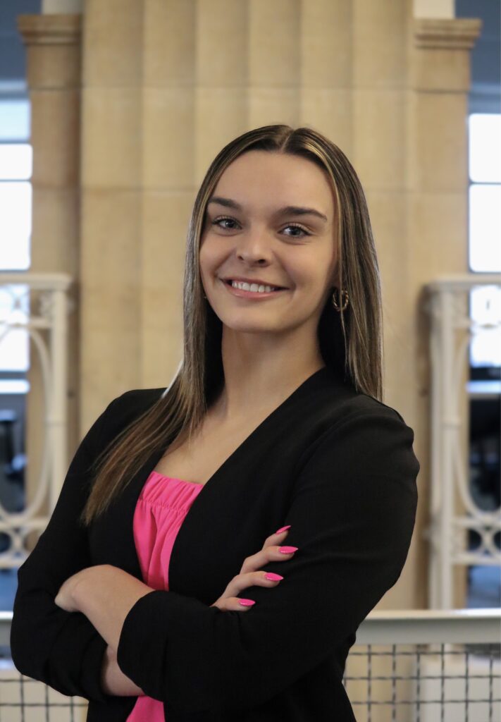 Emily Voyna : Leadership